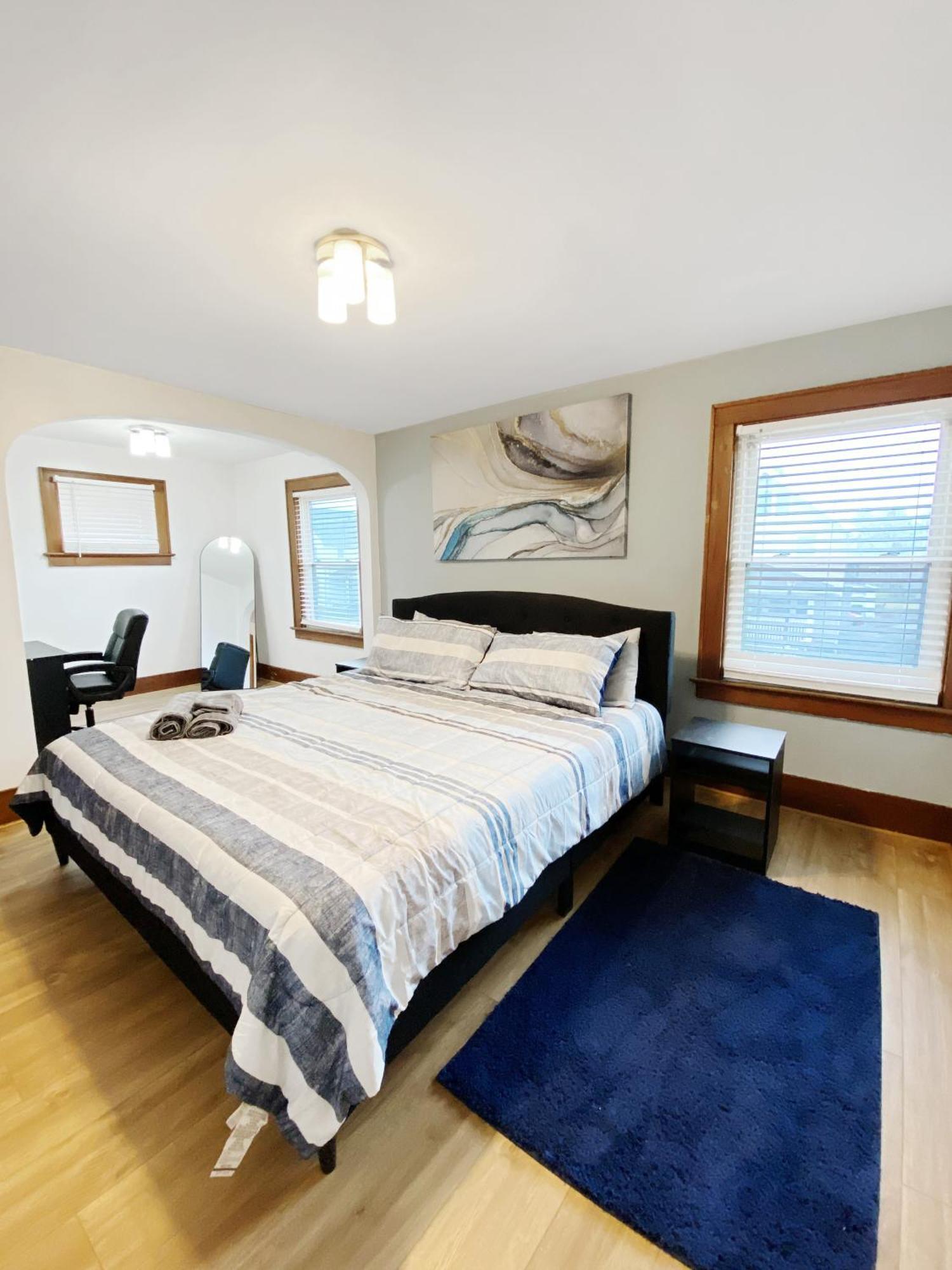 Lux 3Br, Steps From Airport, U Of R & Grocery Stores Rochester Luaran gambar